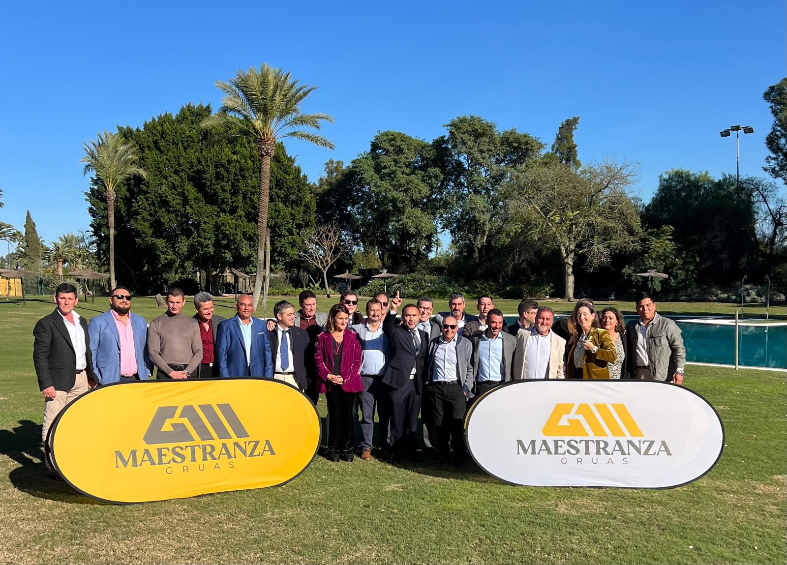 Equipo de Grúas Maestranza