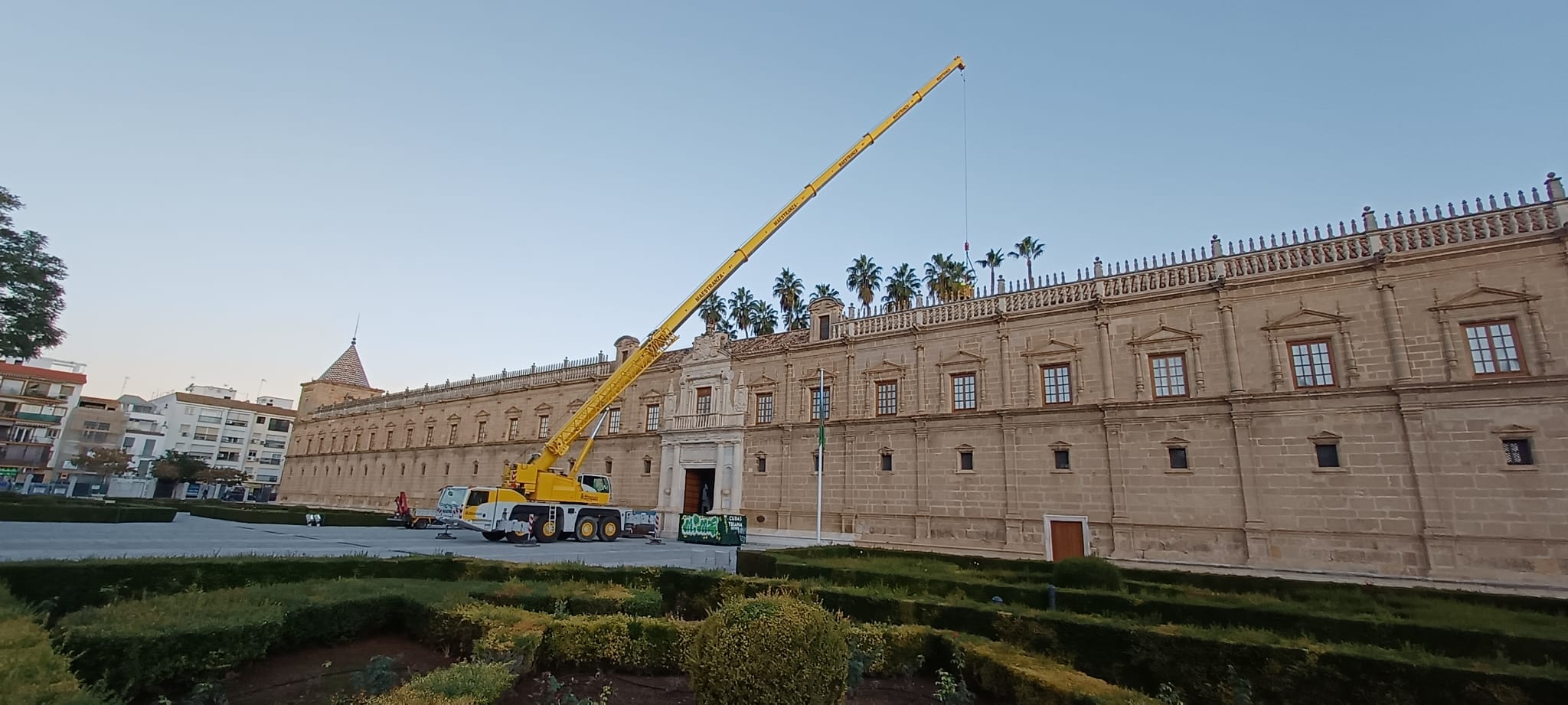 Historia de Grúas Maestranza - Empresa de alquiler de grúas en Sevilla desde 1995